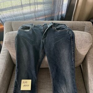 Silver Jeans, Aiko, 29x35